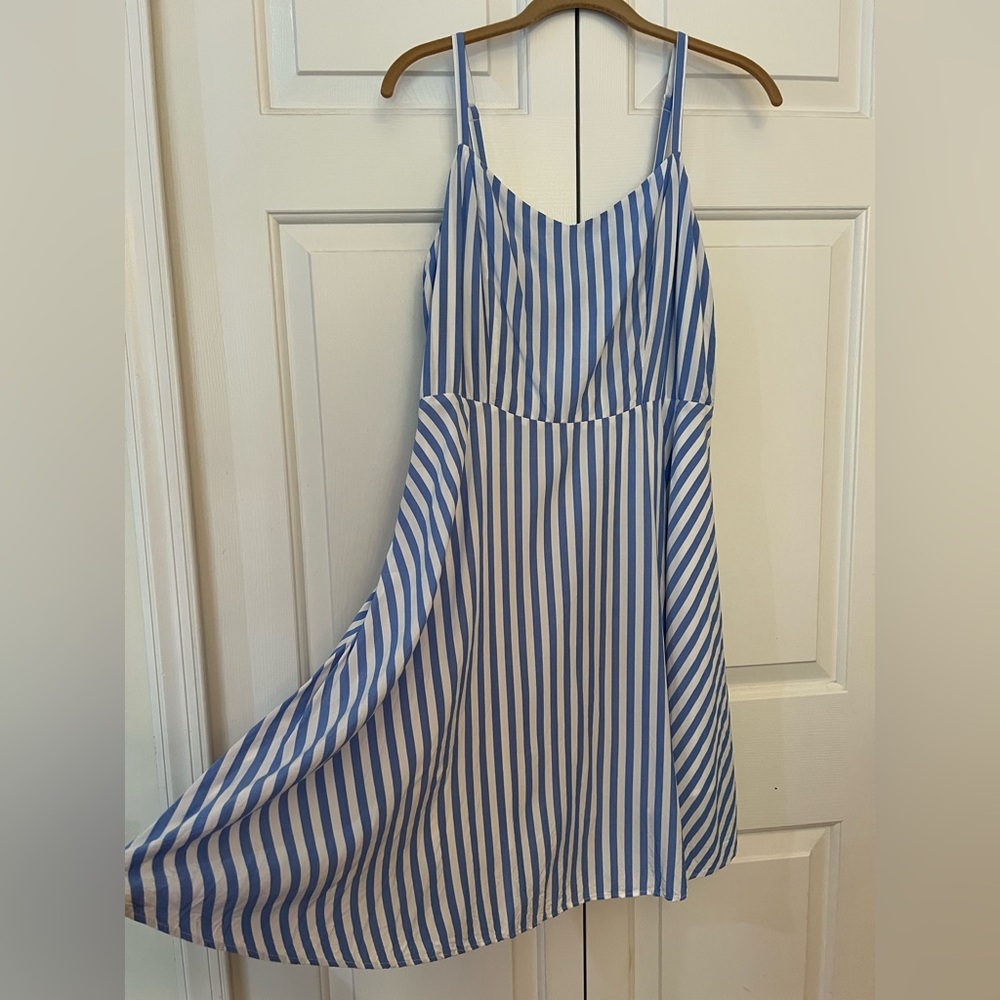 Old Navy Dress with Blue and White Stripes EUC Size L